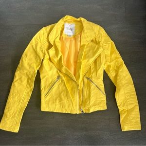 Faux leather woman’s biker jacket in yellow